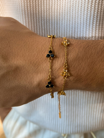 Seralyn™ MIDNIGHT CLOVER BRACELET | 18K Gold