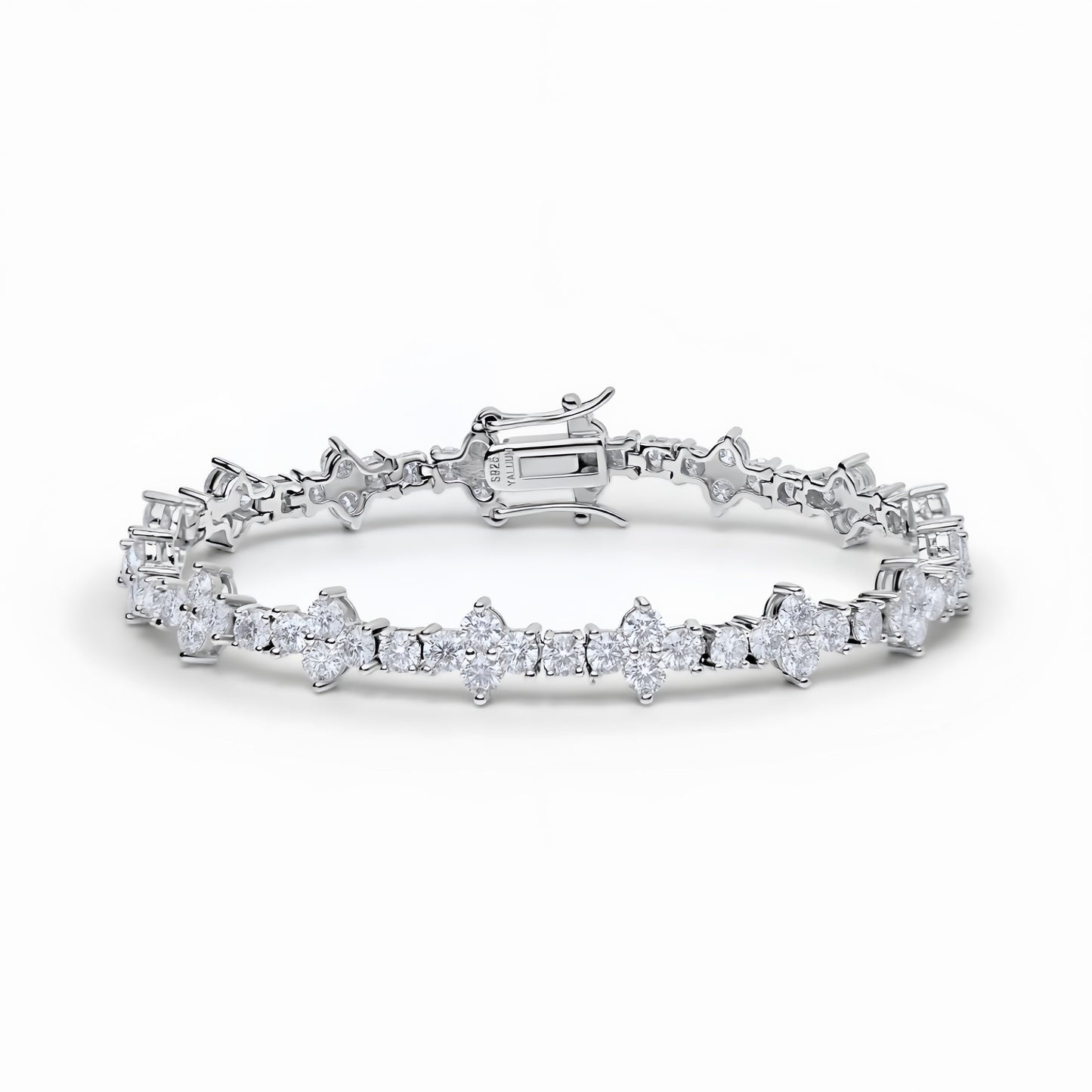 Seralyn™ Moissanite Thorn Bracelet